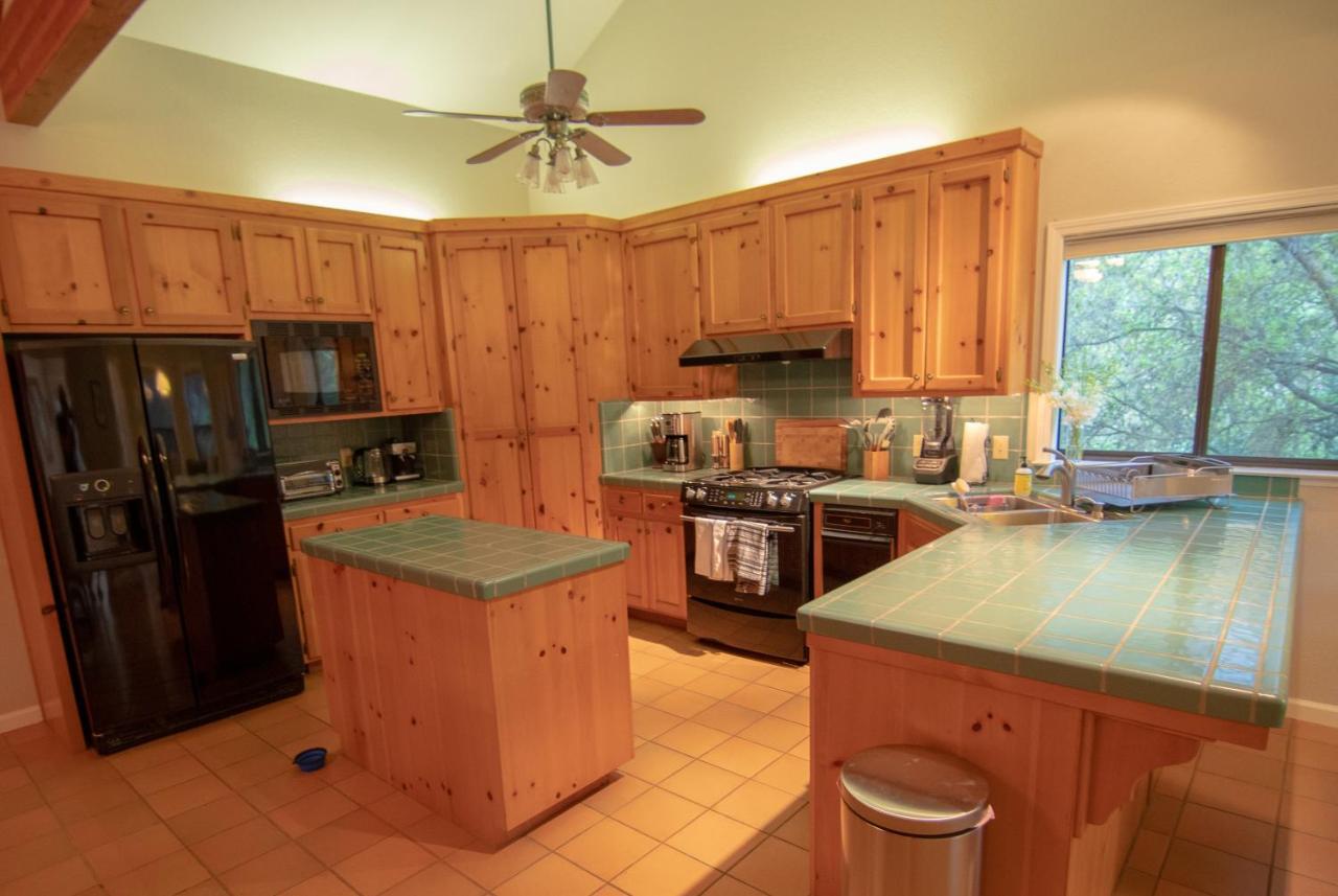 Sequoia South Fork Retreat Villa Three Rivers Bagian luar foto